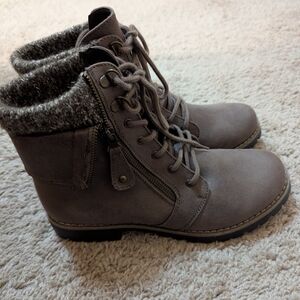 Women's Gray Lace-Up Ankle Boots